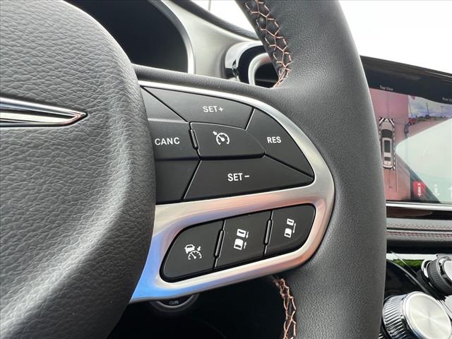 2025 Chrysler Pacifica Plug-In Hybrid Pinnacle