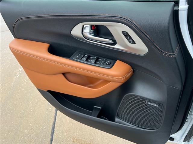 2025 Chrysler Pacifica Pinnacle
