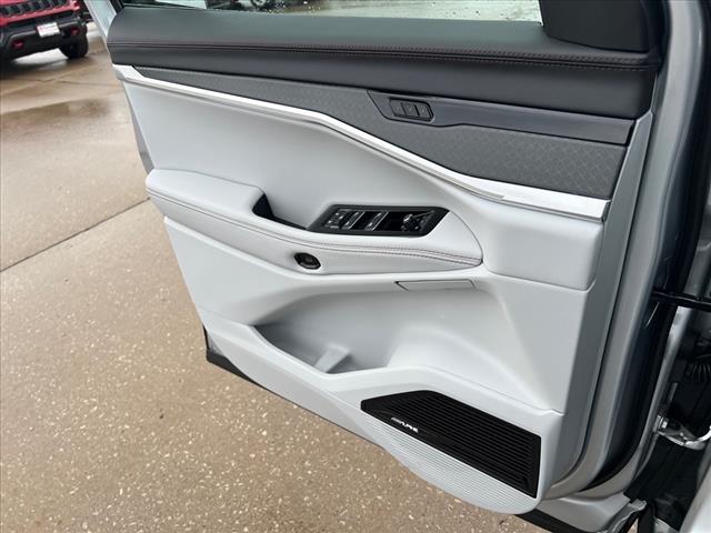 2025 Jeep Wagoneer S Limited