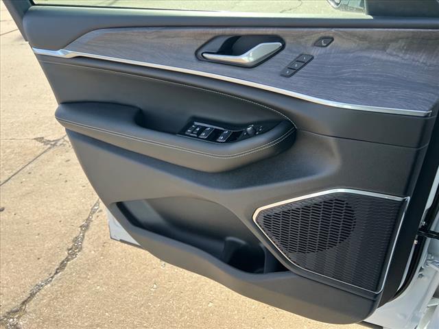 2025 Jeep Grand Cherokee L Overland