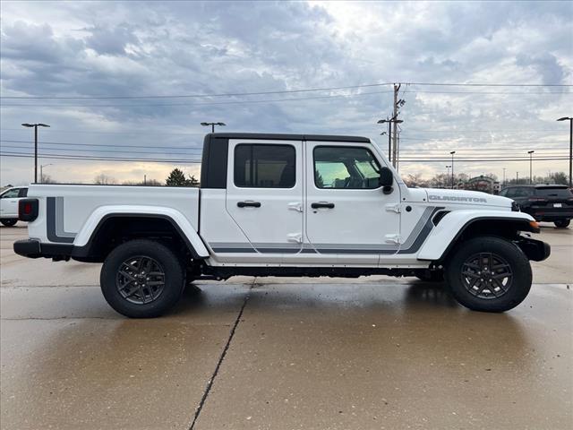 2025 Jeep Gladiator Sport S