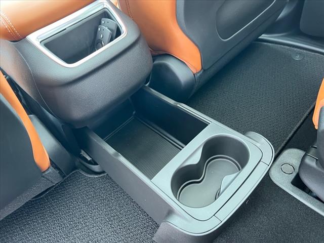 2025 Chrysler Pacifica Plug-In Hybrid Pinnacle