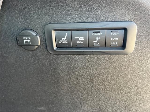 2025 Chrysler Pacifica Pinnacle