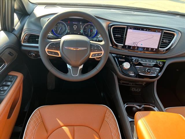 2025 Chrysler Pacifica Pinnacle