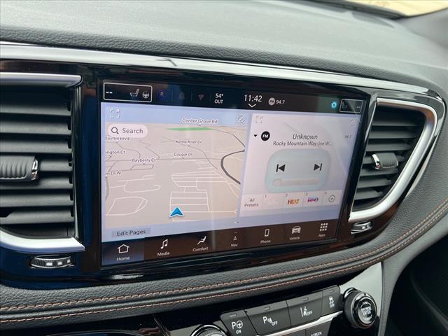 2025 Chrysler Pacifica Plug-In Hybrid Pinnacle
