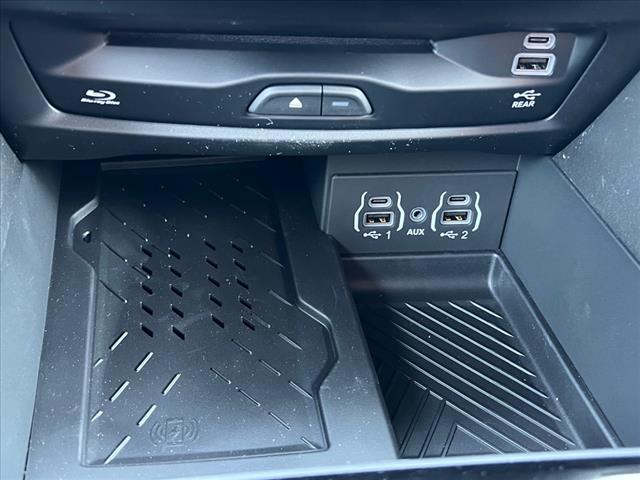 2025 Chrysler Pacifica Pinnacle