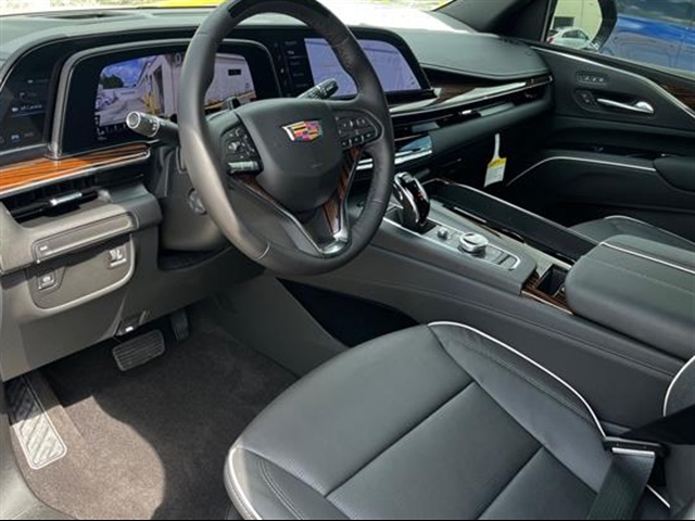 new 2024 Cadillac Escalade ESV car, priced at $98,190