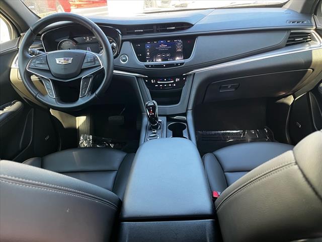 used 2021 Cadillac XT5 car, priced at $26,397