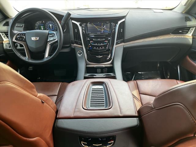 used 2020 Cadillac Escalade ESV car, priced at $42,979