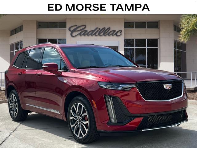 new 2025 Cadillac XT6 car, priced at $64,115