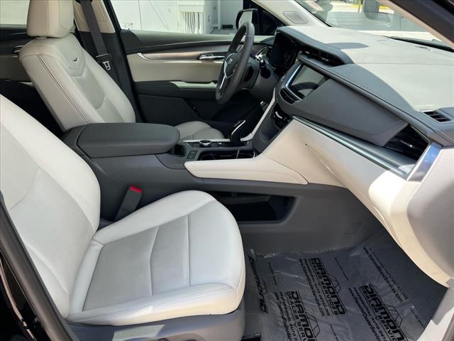 used 2021 Cadillac XT5 car, priced at $31,998