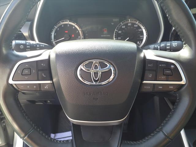 used 2023 Toyota Highlander car, priced at $38,000