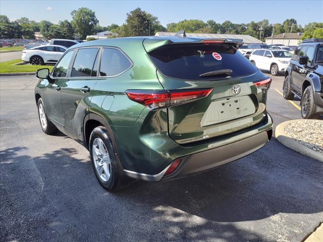 used 2023 Toyota Highlander car, priced at $33,800