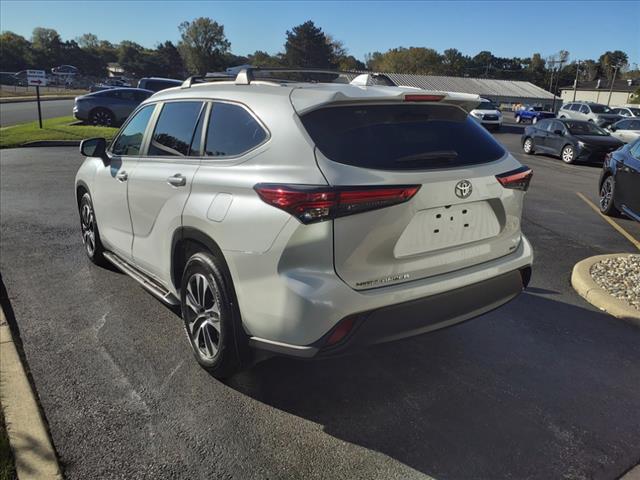 used 2023 Toyota Highlander car, priced at $37,000