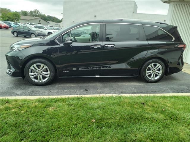 used 2021 Toyota Sienna car, priced at $43,500