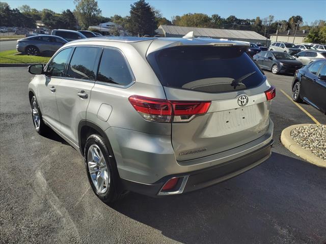 used 2018 Toyota Highlander car, priced at $25,800