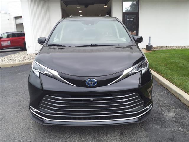 used 2021 Toyota Sienna car, priced at $43,500