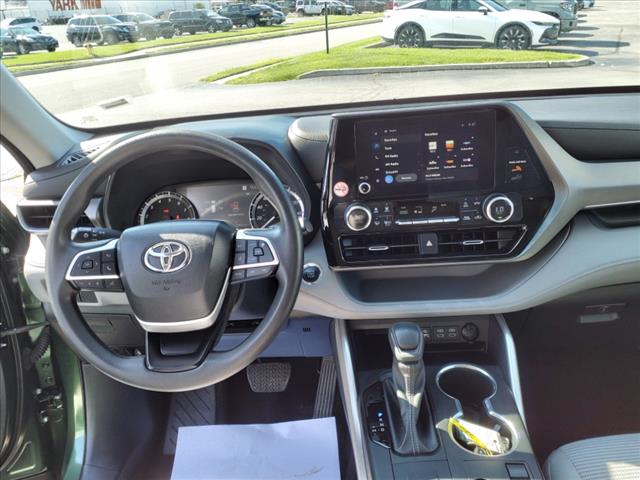 used 2023 Toyota Highlander car, priced at $33,800