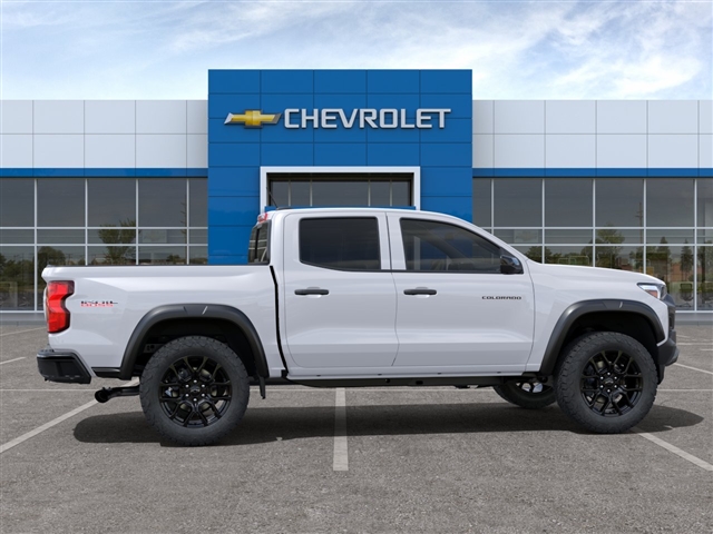 new 2024 Chevrolet Colorado car, priced at $42,335