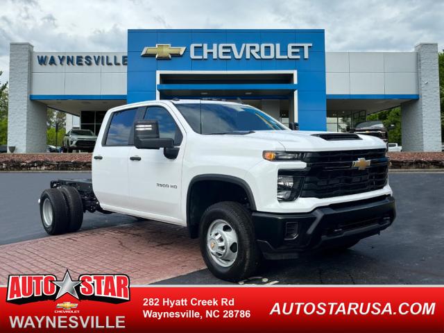 new 2024 Chevrolet Silverado 3500HD CC car, priced at $63,833