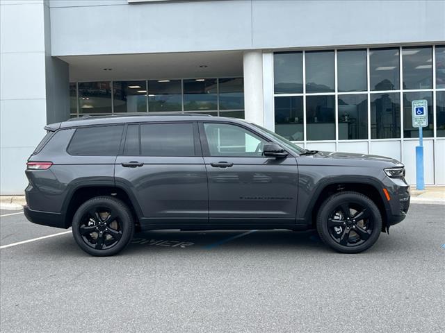 new 2024 Jeep Grand Cherokee L car, priced at $52,238