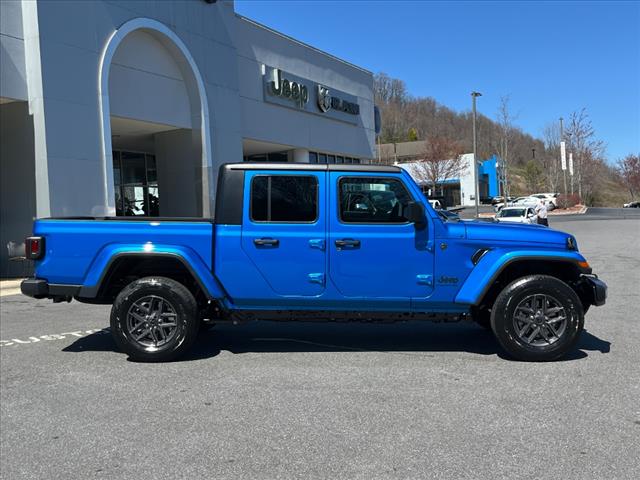 new 2024 Jeep Gladiator car, priced at $51,175