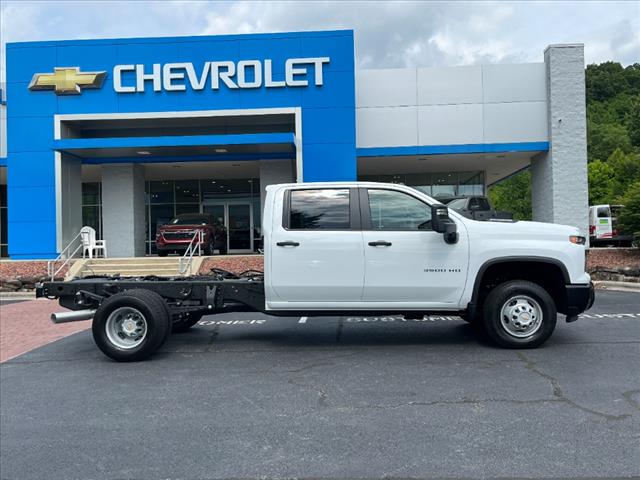 new 2024 Chevrolet Silverado 3500HD CC car, priced at $63,833