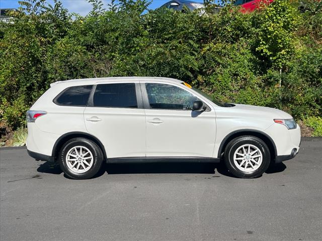 used 2015 Mitsubishi Outlander car, priced at $12,200