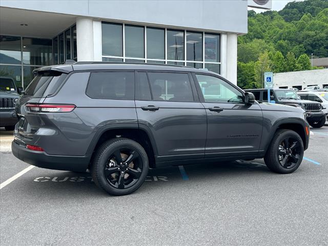 new 2024 Jeep Grand Cherokee L car, priced at $52,238