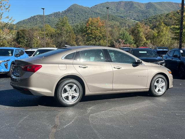 new 2025 Chevrolet Malibu car, priced at $27,245