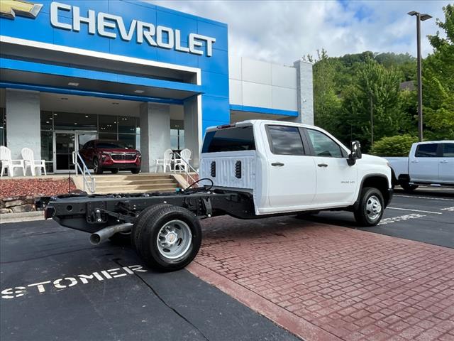 new 2024 Chevrolet Silverado 3500HD CC car, priced at $63,833