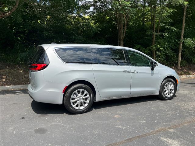 new 2024 Chrysler Pacifica car, priced at $47,135