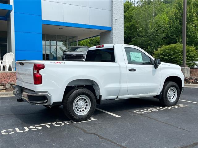 new 2024 Chevrolet Silverado 1500 car, priced at $45,300