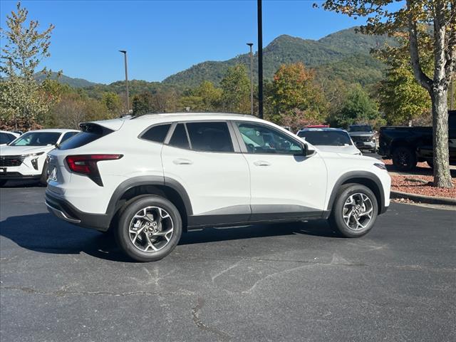 new 2025 Chevrolet Trax car, priced at $24,985