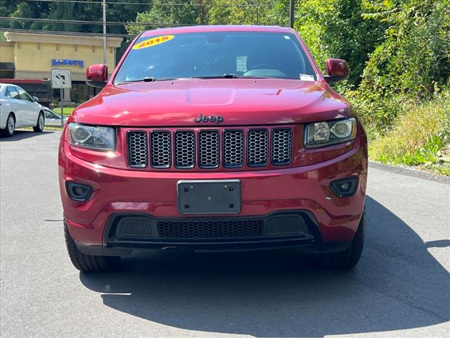 used 2015 Jeep Grand Cherokee car, priced at $17,355