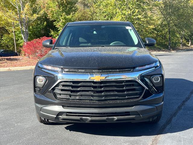 new 2025 Chevrolet TrailBlazer car, priced at $27,285