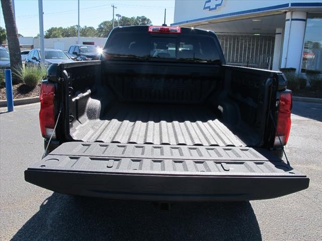 new 2024 Chevrolet Colorado car