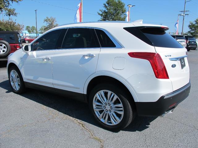 used 2018 Cadillac XT5 car, priced at $17,820