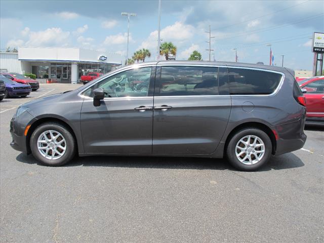 used 2017 Chrysler Pacifica car, priced at $12,995