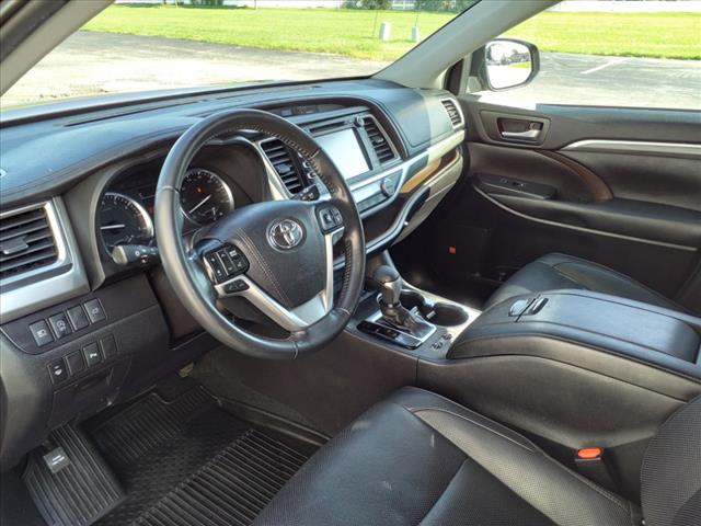 used 2019 Toyota Highlander car