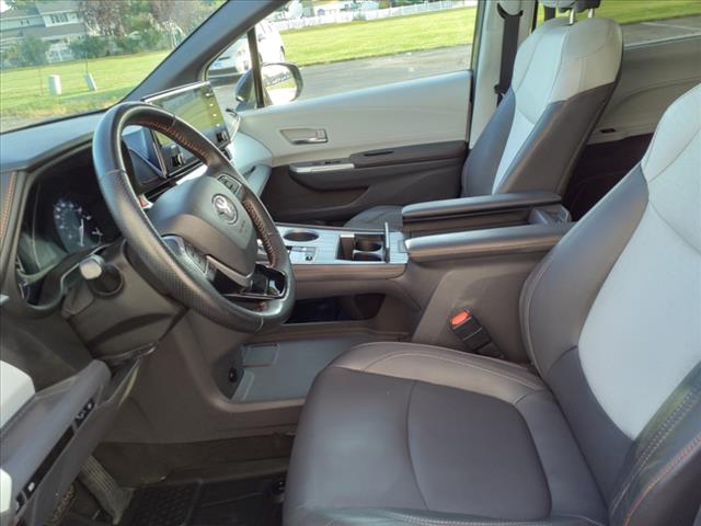 used 2021 Toyota Sienna car