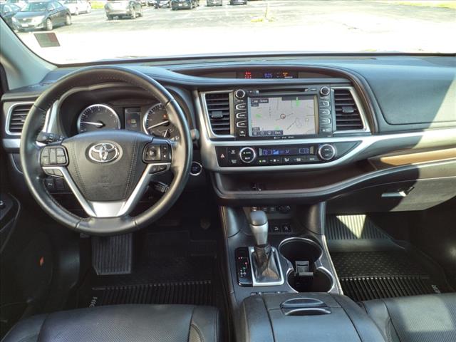 used 2019 Toyota Highlander car