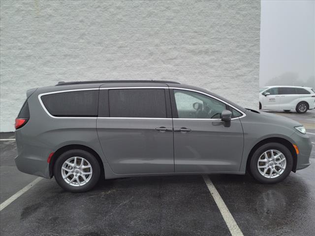 used 2022 Chrysler Pacifica car