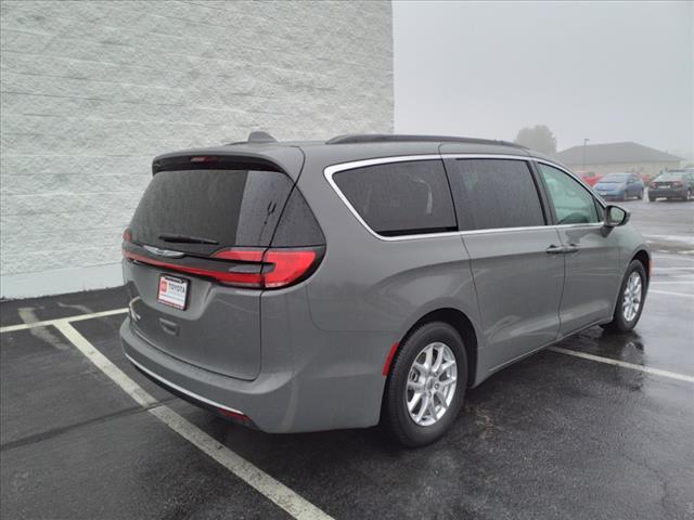 used 2022 Chrysler Pacifica car