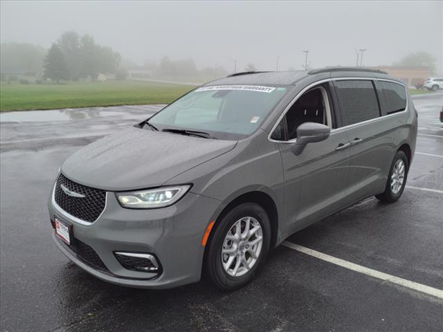 used 2022 Chrysler Pacifica car