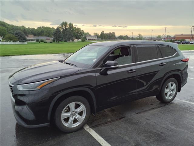 used 2021 Toyota Highlander car