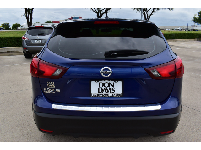 used 2019 Nissan Rogue Sport car