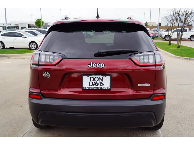 used 2019 Jeep Cherokee car