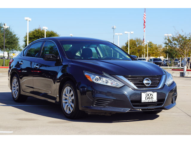 used 2017 Nissan Altima car