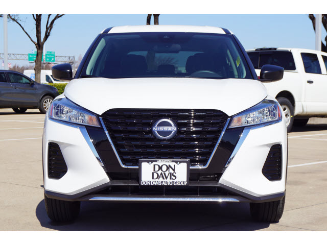 used 2022 Nissan Kicks car